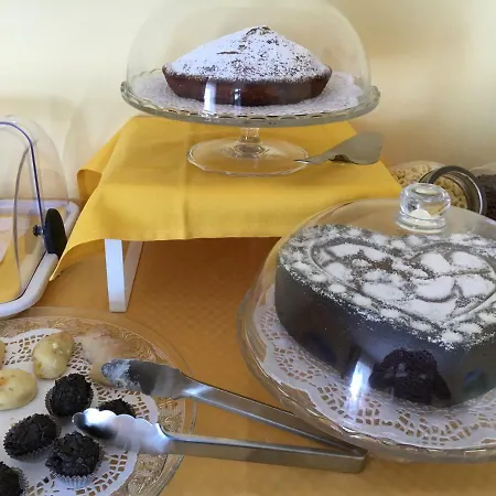 La Degli Dei Bed & Breakfast